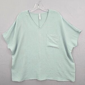 Zenana Short Sleeve Crinkle V-Neck Front Pocket Top Sage Green S